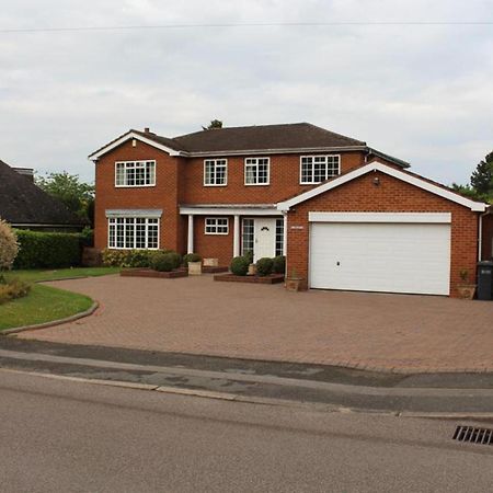 Unwind In Comfort At Cosy Caradus Free Parking Birmingam Exterior foto