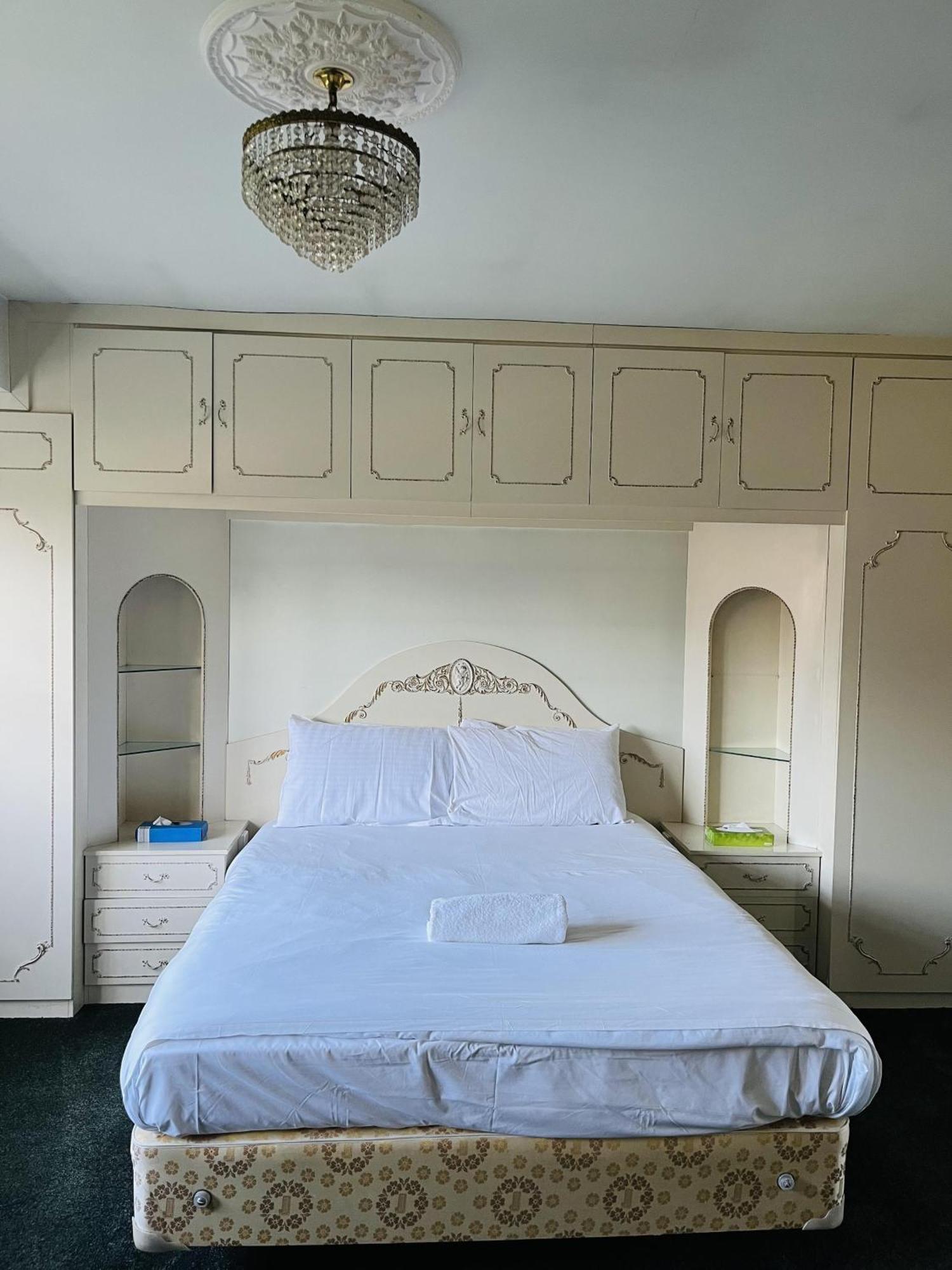 Unwind In Comfort At Cosy Caradus Free Parking Birmingam Exterior foto