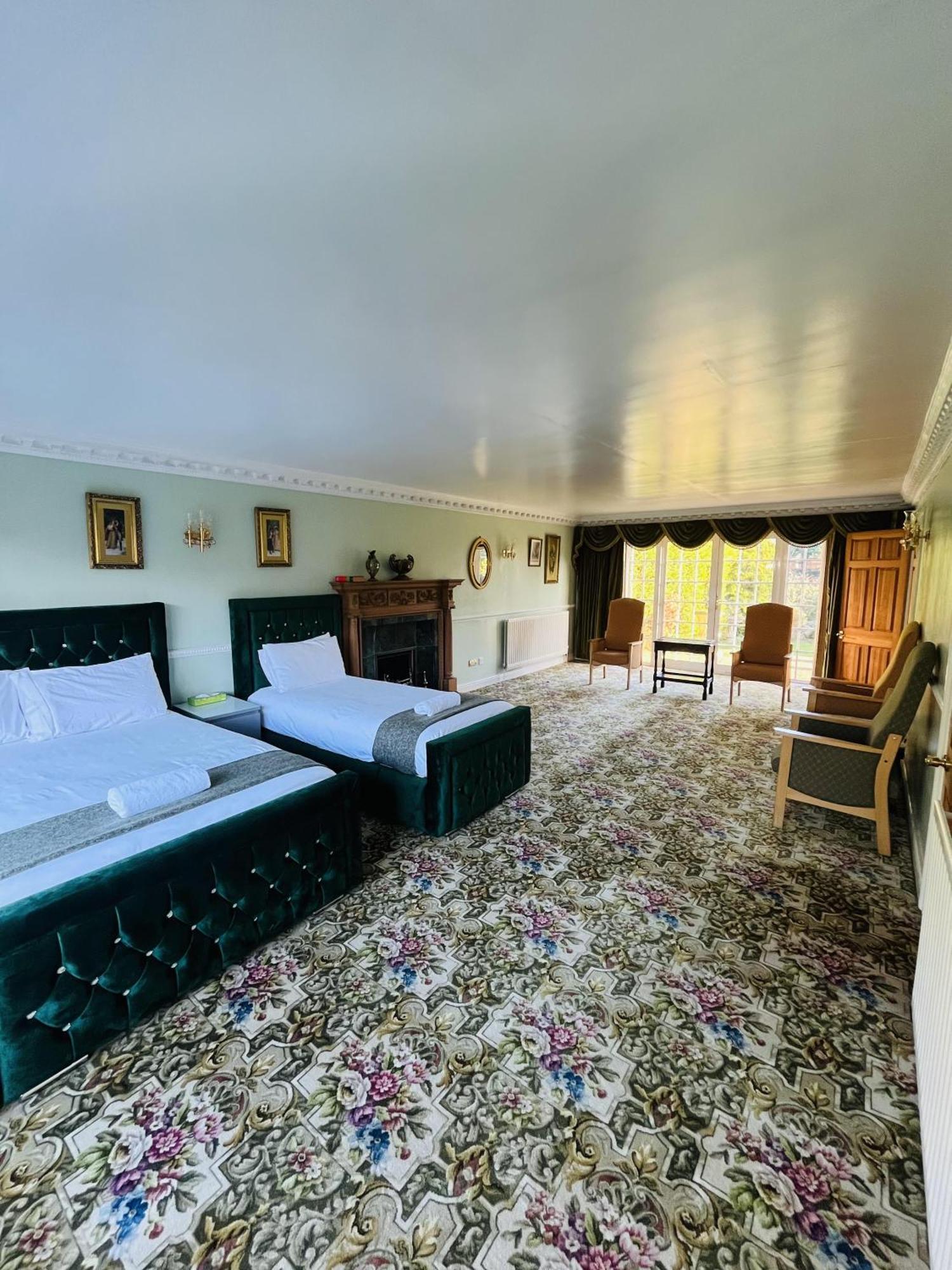 Unwind In Comfort At Cosy Caradus Free Parking Birmingam Exterior foto